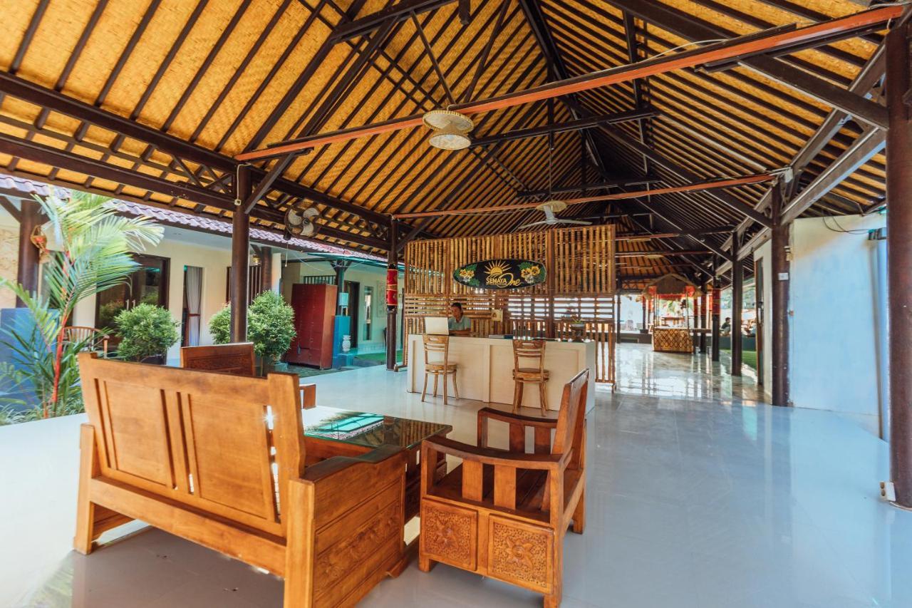 Beachfront Guesthouse Batununggul Buitenkant foto