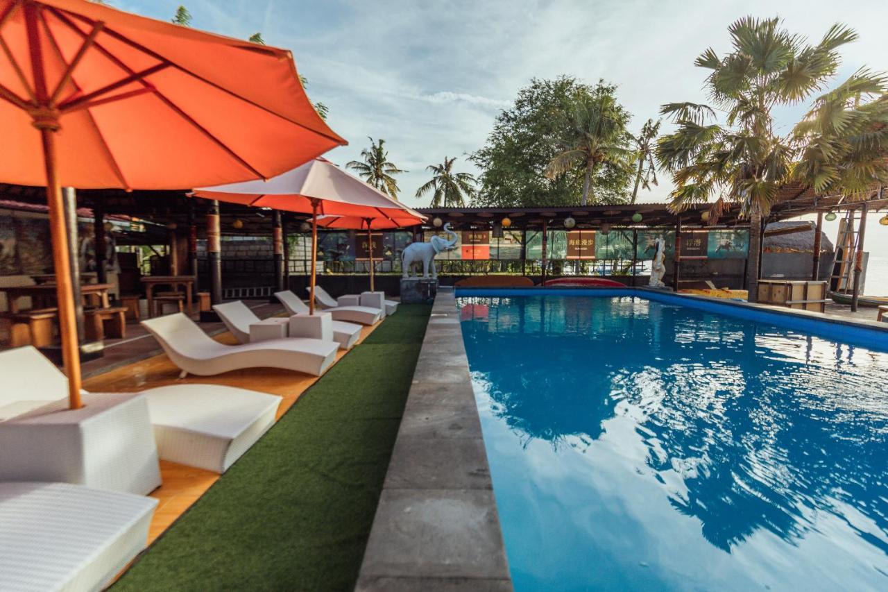 Beachfront Guesthouse Batununggul Buitenkant foto